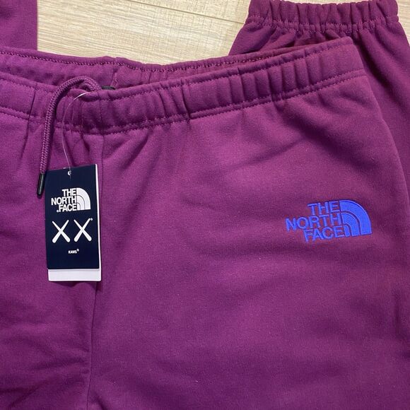 NWT The North Face Kaws Joggers Sweatpants Mens Sz XL Pamploma Purple Pants - Picture 2 of 8